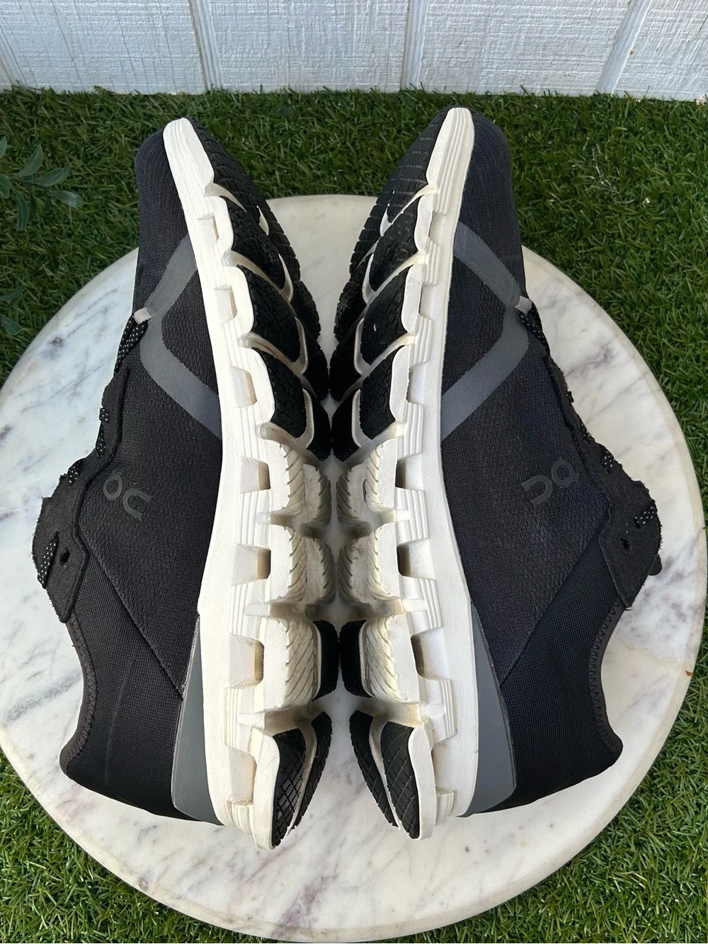On Running men Cloud  Black | Asphalt Cloud X4 AD Sneakers  size 10 gently used